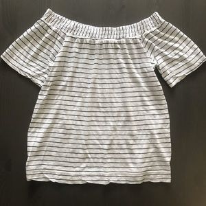 Splendid Short Sleeve Top Size Small